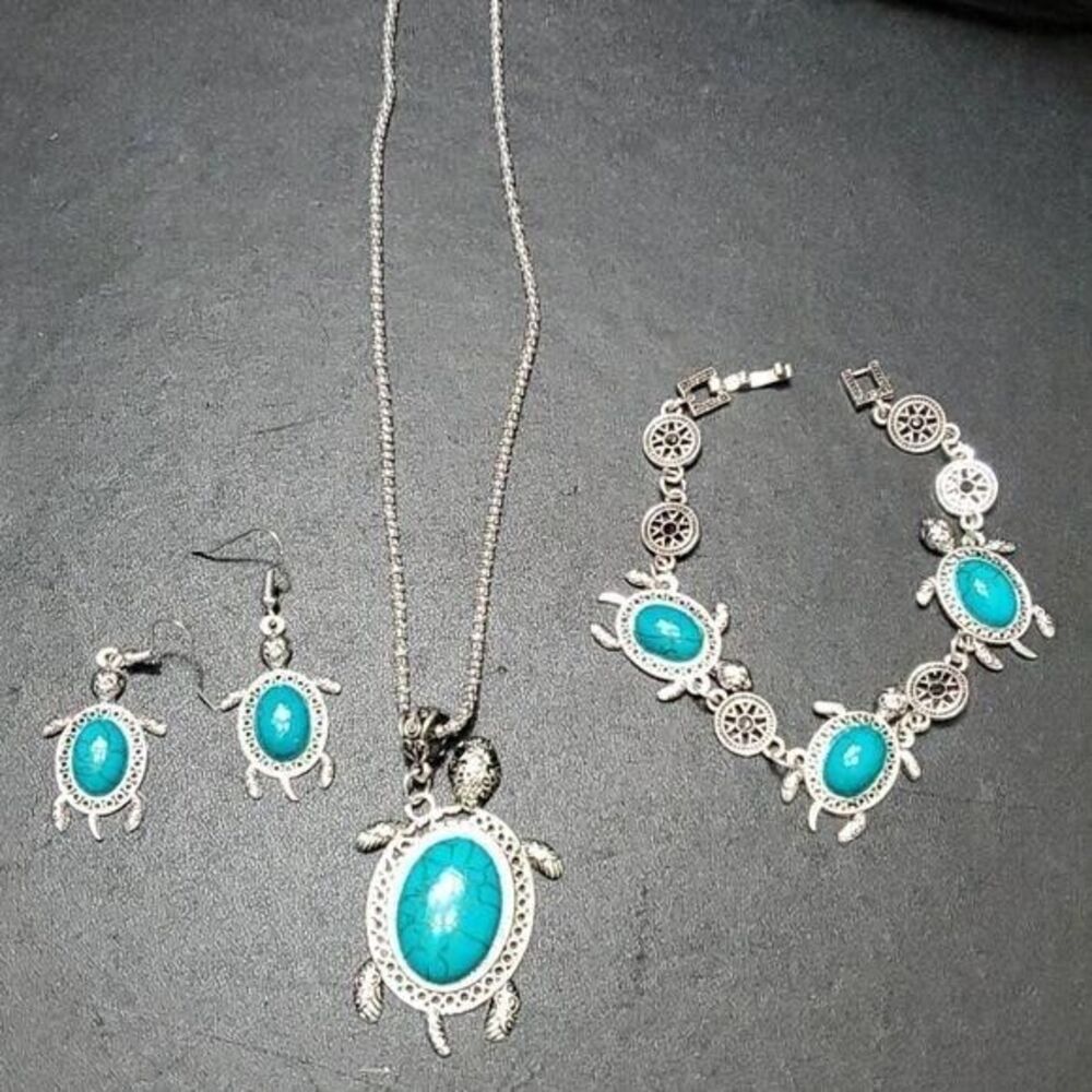 Silver tone & blue turtle jewelry set